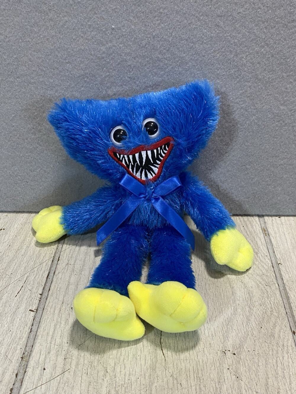 Official Playtime Huggy Wuggy 9” Plush Poppy Playtime 2022